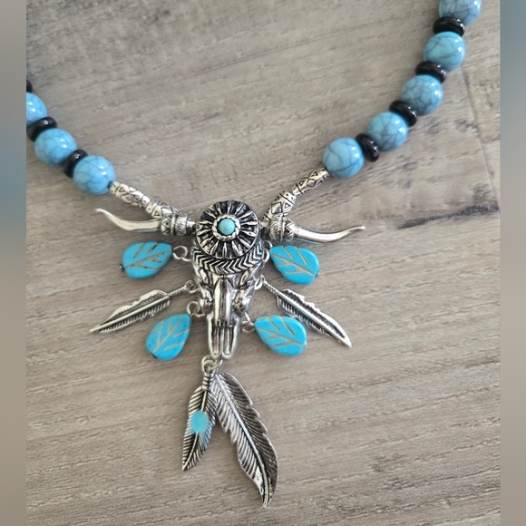 Ox Cow Skull Dangle Feathers Necklace Silver Blue/Black Beads Western Cowgirl - Picture 2 of 7